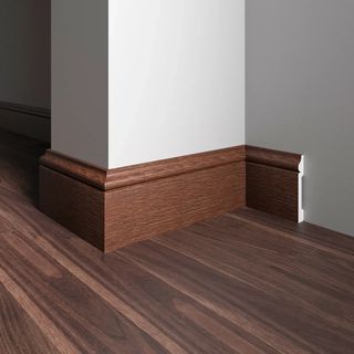 005-82SH Плинтус 005-82SH Décor Dizayn