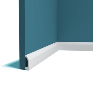 P150 Плинтус напольный P150 из ударопрочного полимера Перфект Плюс