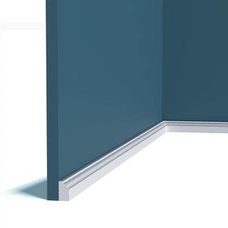 P182 Плинтус P182 из ударопрочного полимера Перфект Плюс